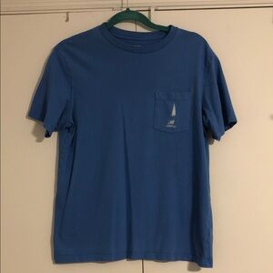 Vineyard Vines Blue Pocket Tee with Sailboat Graphic